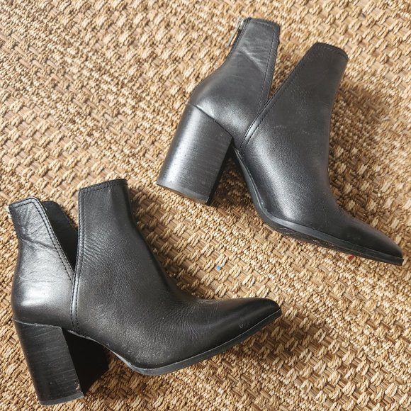 Steve Madden Chunky Heel Booties - Picture 1 of 2